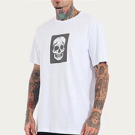 Camiseta MCD Caveira Vazada SM26 Masculina Branco