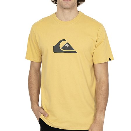 Camiseta Quiksilver Comp Logo SM26 Masculina Mostarda