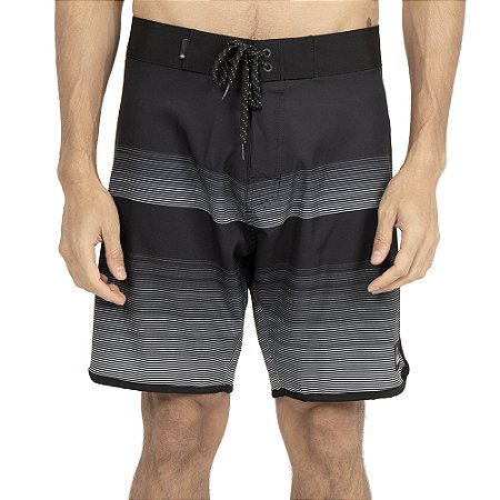 Bermuda Quiksilver Everyday Scallop Tijuana 18 SM26 Preto