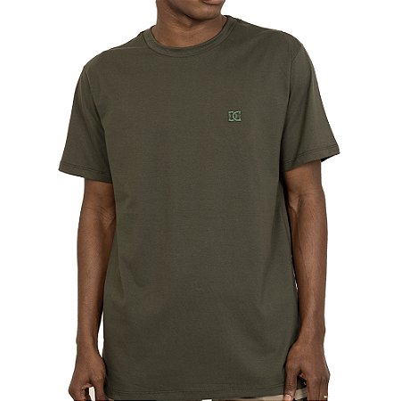 Camiseta DC Shoes Embroidery SM27 Masculina Verde Escuro