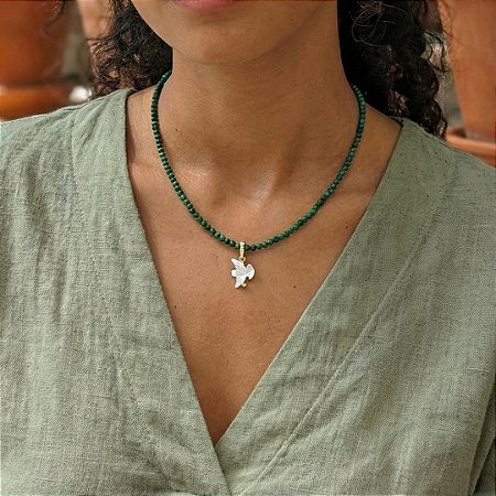 AMEI DE PAIXÃO - Colar Pedra Natural Pingente Espirito Santo Madre Perola Verde