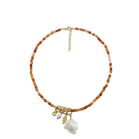 AMEI DE PAIXÃO - Colar Pedra Natural Jade e Pingente Peixe Madre Perola Coral