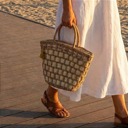 AMEI DE PAIXÃO - Bolsa Quadriculada e Pingente de Fio Amarelo