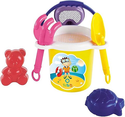 BALDE COM PAS E MOLDES DE PRAIA