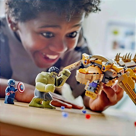 VINGADORES VS. LEVIATA