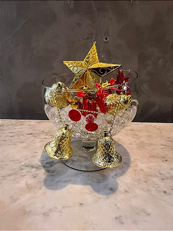 Aquário com estrela dourada