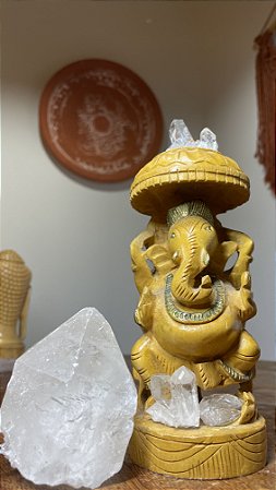 GANESHA EM MADEIRA FEITO A MÃO
