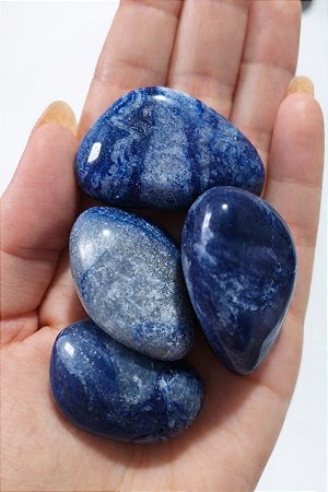 Quartzo Azul Rolada - Calma Mental, Comunicação Consciente e Cura Emocional