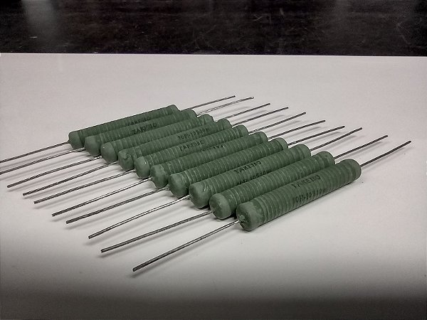 Resistor de 10R 10W 10% DE FIO