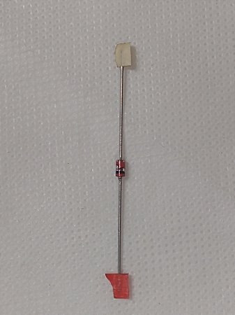 DÍODO ZENER DO-41 1N4742A - 12V - 1W - FAIRCHILD