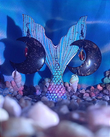 Brinco de cosmioconcha helenae branca