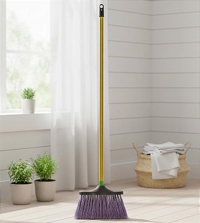 Vassoura Pluri - Cerdas Resistentes e Cabo