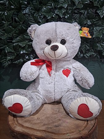 Urso de Pelúcia Cinza Romântico