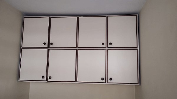 Armário de Parede Multiuso