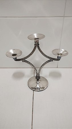 Candelabro em Metal com Banho de Prata Anos 70