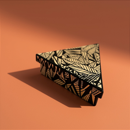 AIXA TRIANGULAR RAIZES E ÉTNICAS