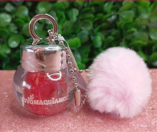 Lip Gloss com chaveiro Pompom