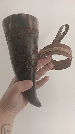 Drink Horn Elmo do Terror - Ægishjálmr e Runas