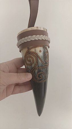 Drink Horn Triskel 2