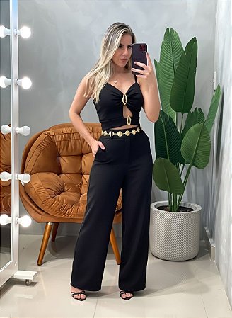 Conjunto em Alfaiataria Cropped de Alça com Recortes e Calça Pantalona Andreia R