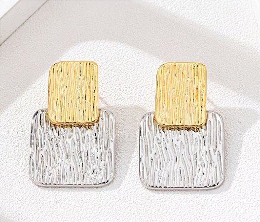 Brinco Geométrico Dual | Dourado e Prata