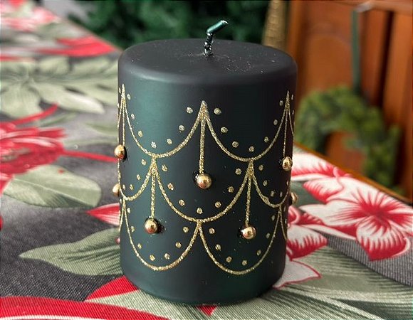VELA DECORATIVA NATAL EM PARAFINA VERDE E DOURADA