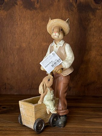 RESINA COELHO PAI E FILHO C/CARRINHO BEGE MARROM 23X7cm