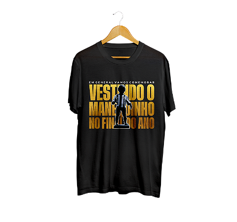 CAMISA VESTINDO O MANEQUINHO