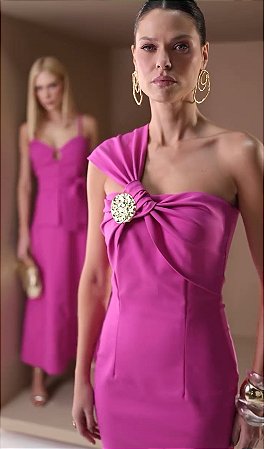 Vestido Midi Detalhe Metal