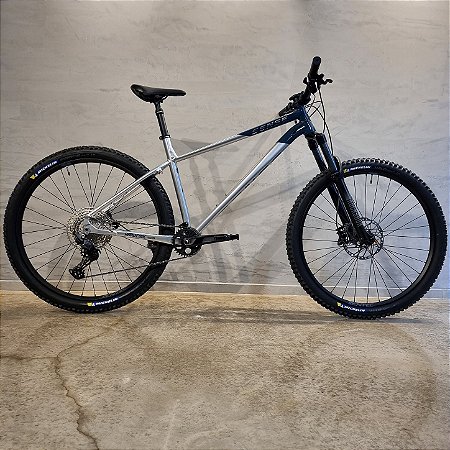 SENSE HARDCORE COMP R - 2024 - TAMANHO XL