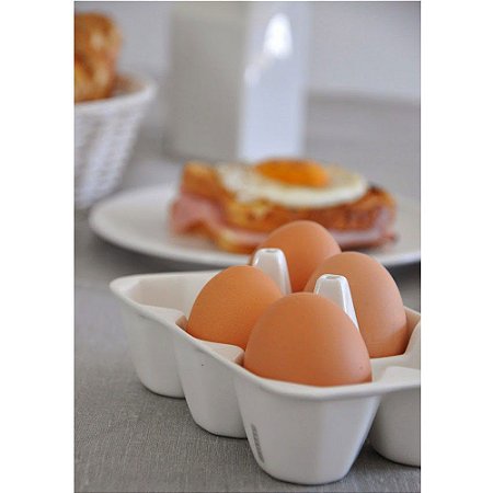 Petisqueira Em Porcelana Branca Egg Holder Estetico Quotidiano