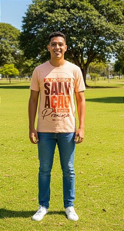 Camiseta Masculina Tradicional- A Nossa Salvação