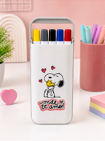 Estojo Snoopy Fofo com Canetas, Lapiseira e Marca Texto | Presente Dia das Mães
