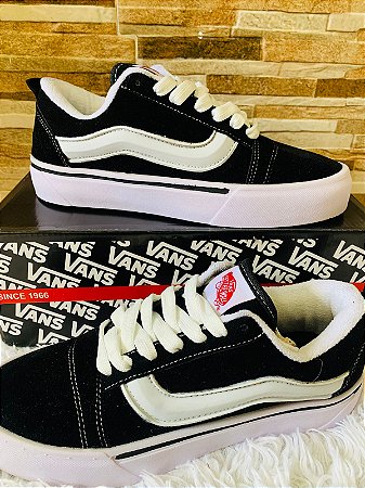 Tênis Vans Nº 37 – Estilo Urbano e Conforto Clássico