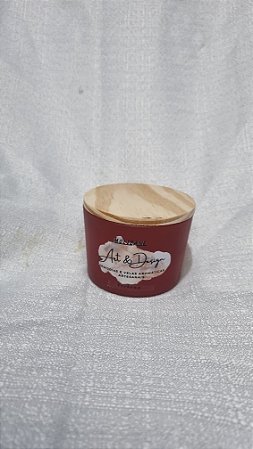 Vela Aromática Verbena 100g – Copo Vermelho Fosco com Tampa de Madeira