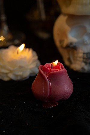 Botão de Rosa (vela vermelha)