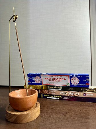 Kit Incensário Invertido com 4 Caixas de Incenso