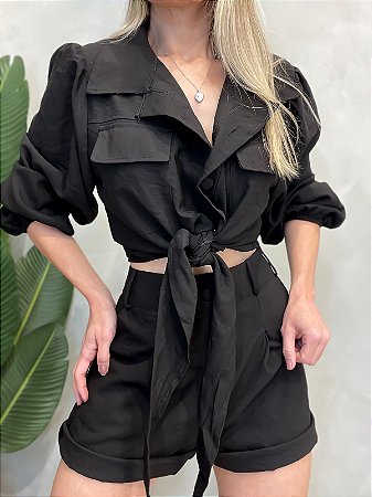 Conjunto em Alfaiataria Sensoriale Shorts e Camisa com Amarração Ana Paula Ref. 1556