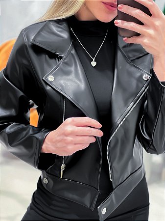 Jaqueta em Courino com Lapela e Botão Sara Ref. 1536