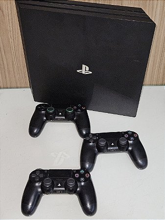 Playstation 4 PRO, 2TB, 3 Controles, Vários Jogos