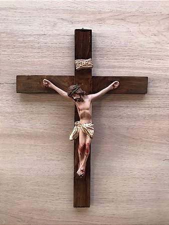 Crucifixo de Madeira e Imagem de Gesso Decoração