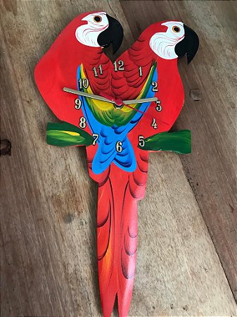 Relógio Arara Pintado Artesanal