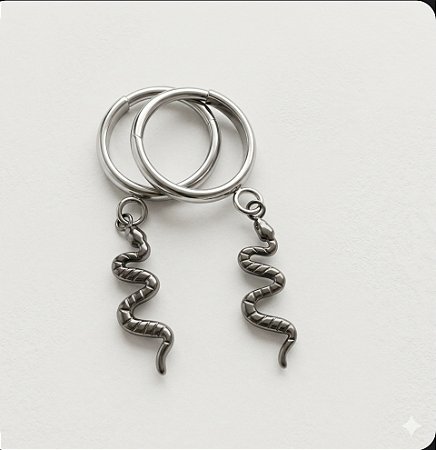 Par de Brinco Titânio com Pingente Cobra 10mm