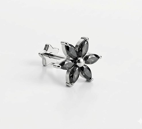 Labret Flor Black Piercing Feminino