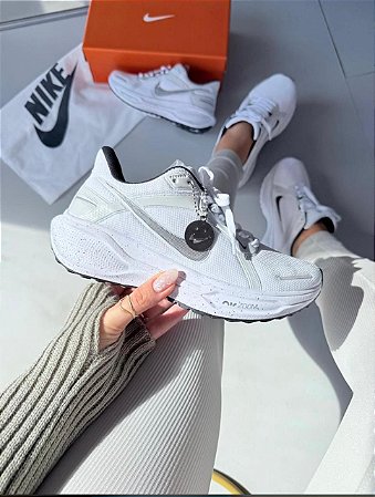 Tênis Nike Branco Esportes