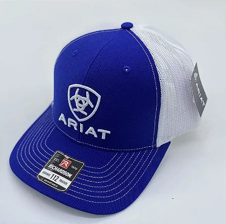 Bone Ariat azul logo branco