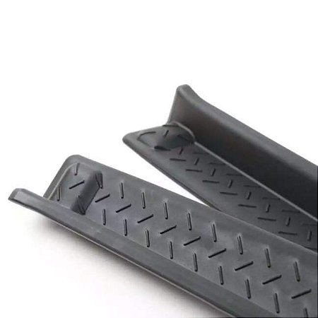 Soleira Plástica Jeep Wrangler JK 2007 a 2018