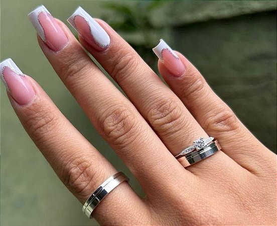 Aliança Alma Gêmea 4mm com solitário cravejado em Prata 950