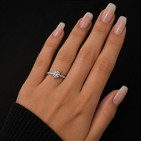 Anel Cravejado Elegante Em Prata 950