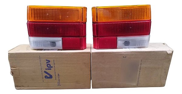 Par Lanterna Traseira Gm Chevette 83/86 Arteb Ipv Original  Esquerdo Tricolor